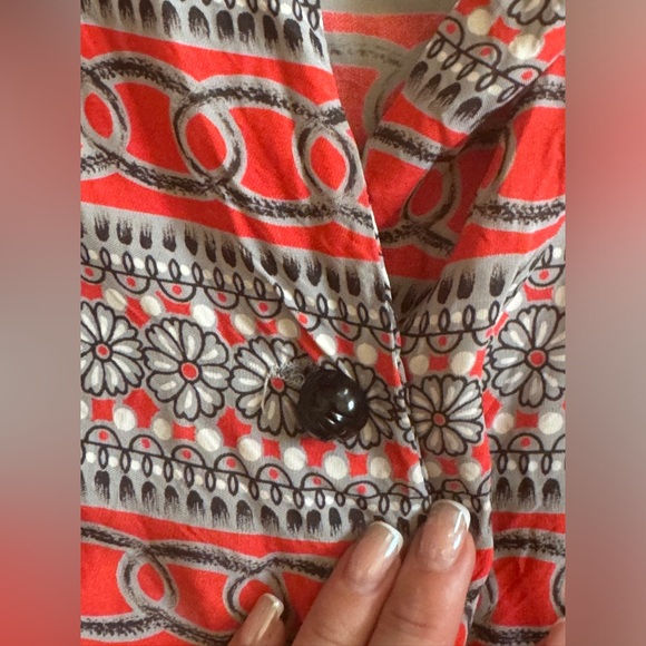 40s Vintage Long Sleeved Red Black and White Rayon Shirt Dress - Picture 6 of 8